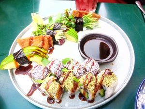 Vegan maki at Kaoo in Vienna