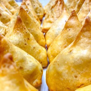 Samosas at Greenhaus Eatery in San Diego
