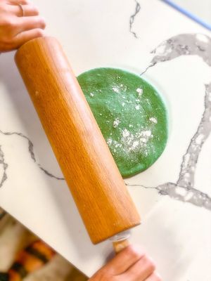 You can’t pinch us 💚🌱😎 In celebration of Saint Paddy‘s day, we will be baking only green naans for the month of March. 🎉🍀 at Greenhaus Eatery in San Diego