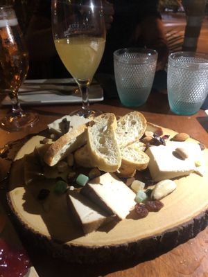 Tabla de quesos  at Chez Kessler in Barcelona