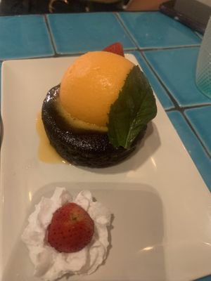 postre de chocolate  at Chez Kessler in Barcelona