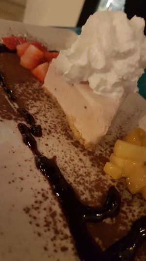 Strawberry cheesecake at Chez Kessler in Barcelona