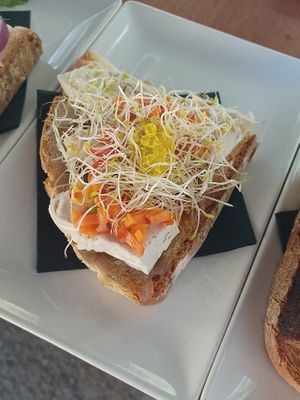 Montadito de queso brie at Chez Kessler in Barcelona