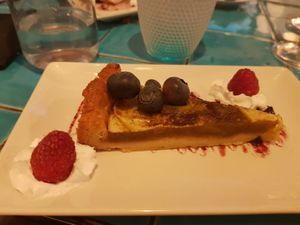 Apple pie at Chez Kessler in Barcelona