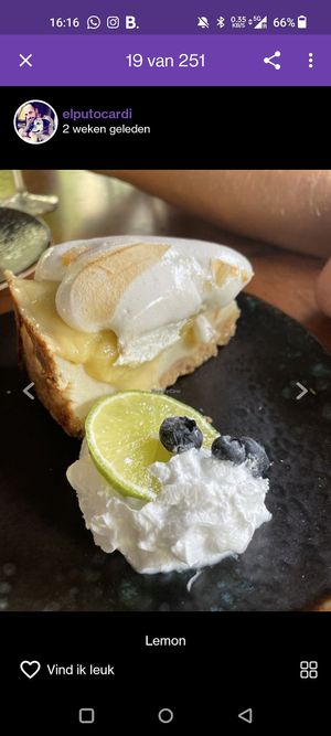 Lemon cheesecake at Chez Kessler in Barcelona