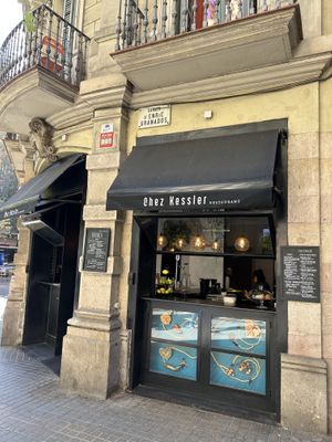 Exterior   at Chez Kessler in Barcelona