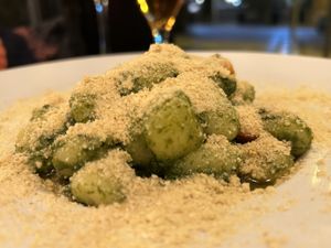 Pesto & cherry tomato gnocchi   at Chez Kessler in Barcelona