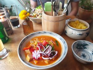Red curry with tofu at Well Being in Cologne