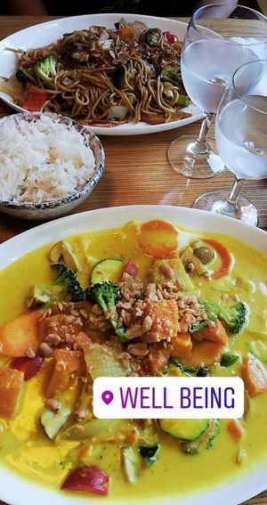 Nudeln und Curry at Well Being in Cologne