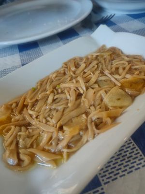 No gulas (campeonato mundo Duatlón menú) at Thundersgreen in Aviles