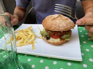 Hamburguesa  at Thundersgreen in Aviles