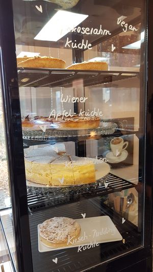 Vegan cake on top shelf at Seecafé in Goeppingen