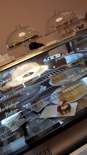 Non-vegan cakes at Seecafé in Goeppingen