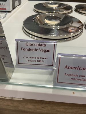 Dark chocolate  at La Magia del Gelato in Bientina