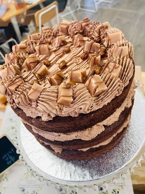 Chocolate salted caramel sponge cake,vegan, gluten free and soya free  #Veganuary at E Bella in Clitheroe