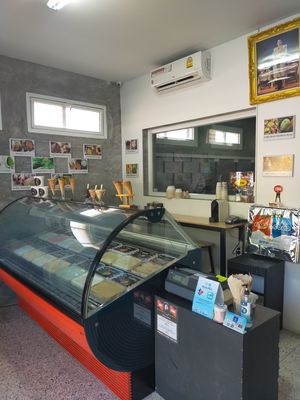 Our shop in Lamai, Koh Samui at Rossini in Koh Samui