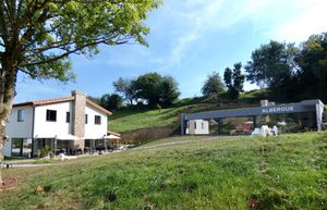 hotel and albergue at Hotel Casa Sueño in Salas