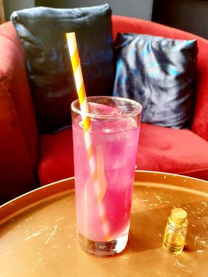 Citronnade magique 7€ at Café Contresort in Paris