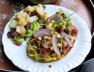 Tartine Baba-yaga at Café Contresort in Paris