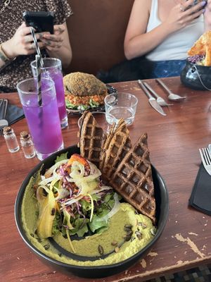 Gaufres et crème de petits pois   at Café Contresort in Paris