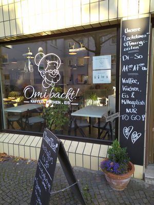 store front at Omi Backt in Bochum