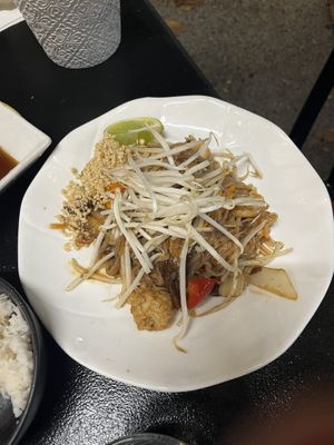pad thai   at Blossoming Lotus in Surfers Paradise