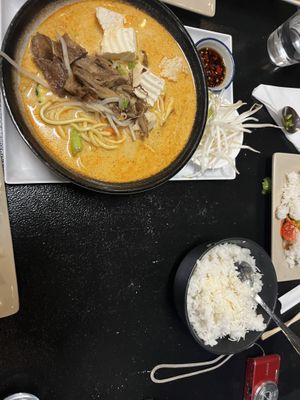 laksa   at Blossoming Lotus in Surfers Paradise