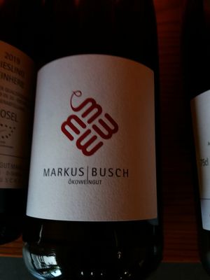 Etikett at Ökoweingut Markus Busch in Puenderich