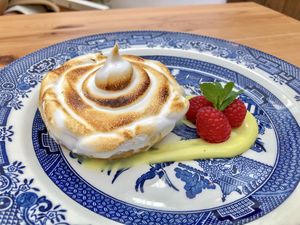 Lemon meringue piee  at Grá Irish Gastropub in Mallorca
