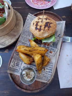 Burger at Grá Irish Gastropub in Mallorca