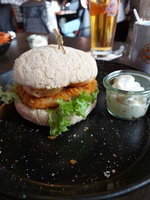 Crunchy Chik'n Burger at Road Stop in Mettmann