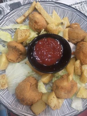 Mushroom "wings" at El Sarao de Lara in Las Rozas De Madrid