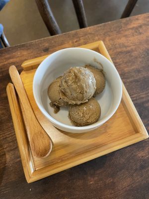 black tea ice cream!! soooo good!   at Mandaracha 曼荼羅茶 in Kyoto