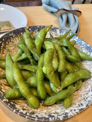 Edamame with garlic and seasalt  at Het Hooihuis in Roosendaal