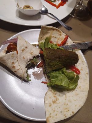 Uno de las dos pitas de la fantasía turca at La Soldreria in Potes