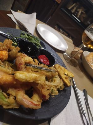 Tempura de verduras at La Soldreria in Potes