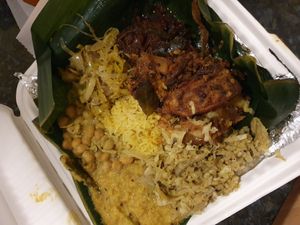 curry at Mirisata in Portland