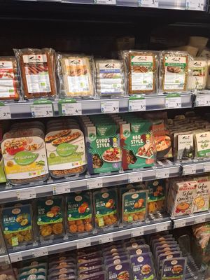  at denn's Biomarkt - Mein Markt in Munich