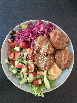 Pictured is the falafel bowl  at All Vegan in Hannover