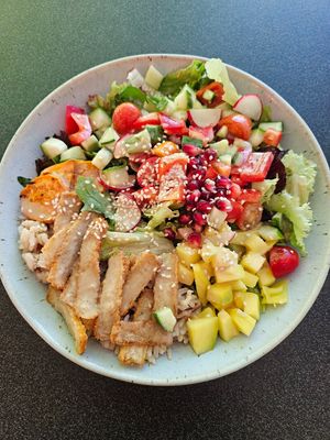 Rainbow Bowl at All Vegan in Hannover