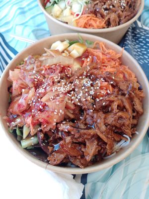 All vegan bowl mit extra kimchi at All Vegan in Hannover