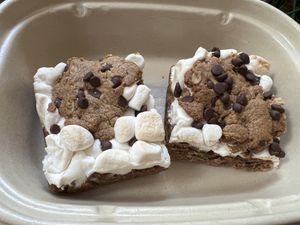 Almond butter s’mores bars  at Ordinarie Fare in Dayton