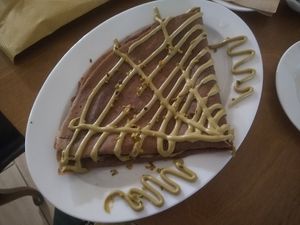 Cocoa crepes with pistachio cream at TÈCO in Palermo