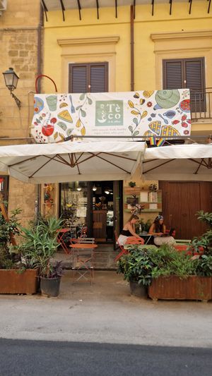Frontage and outside seating at TÈCO in Palermo