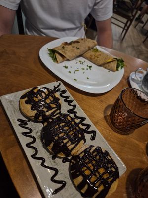 Pancakes & Wraps at TÈCO in Palermo