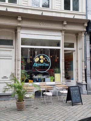 Front and outdoor seating at Levantini in Maastricht