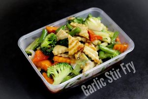 Garlic Stir Fry Tofu at Budgewoi Thai in Budgewoi