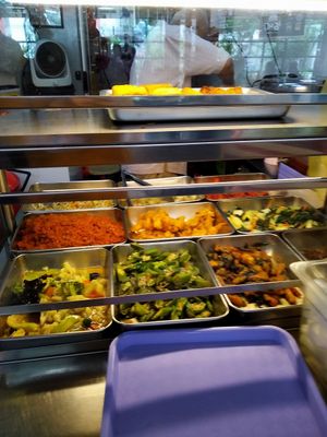 Mix rice at Yuan Yuan 圓緣素食 - Yishun in North Singapore