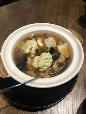 [vegan] T003 Claypot Tofu (small) 👍🏻
$10/14/18 (S/M/L) at Leaf Corner 慈素 - Tai Seng in Central Singapore