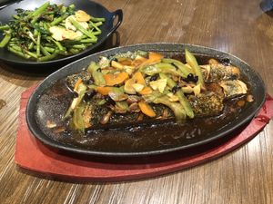 [vegan] MS003 Hot Plate Fish with Black Bean Sauce Bittergourd (medium) 👍🏻👍🏻👍🏻
$16/23 (M/L) at Leaf Corner 慈素 - Tai Seng in Central Singapore